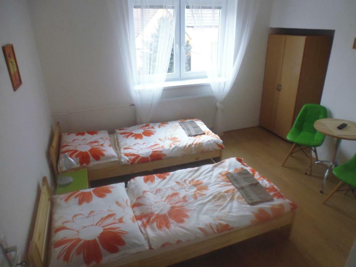 Rodinny Penzion Kyjov Exteriör bild